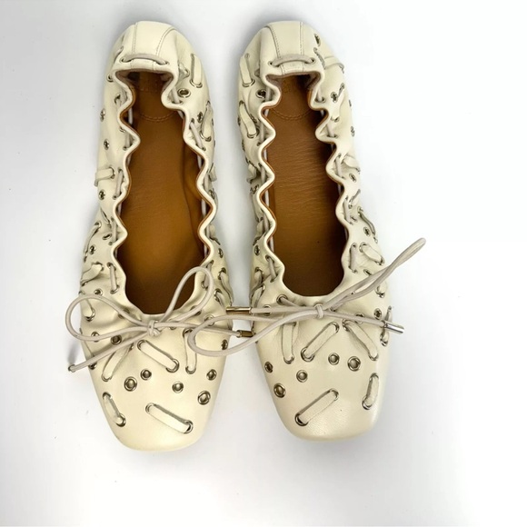 Chloe Oracia Grommet White/Ivory Leather Ballerina Flats Size 36.5 (MSRP $795) - Picture 2 of 9